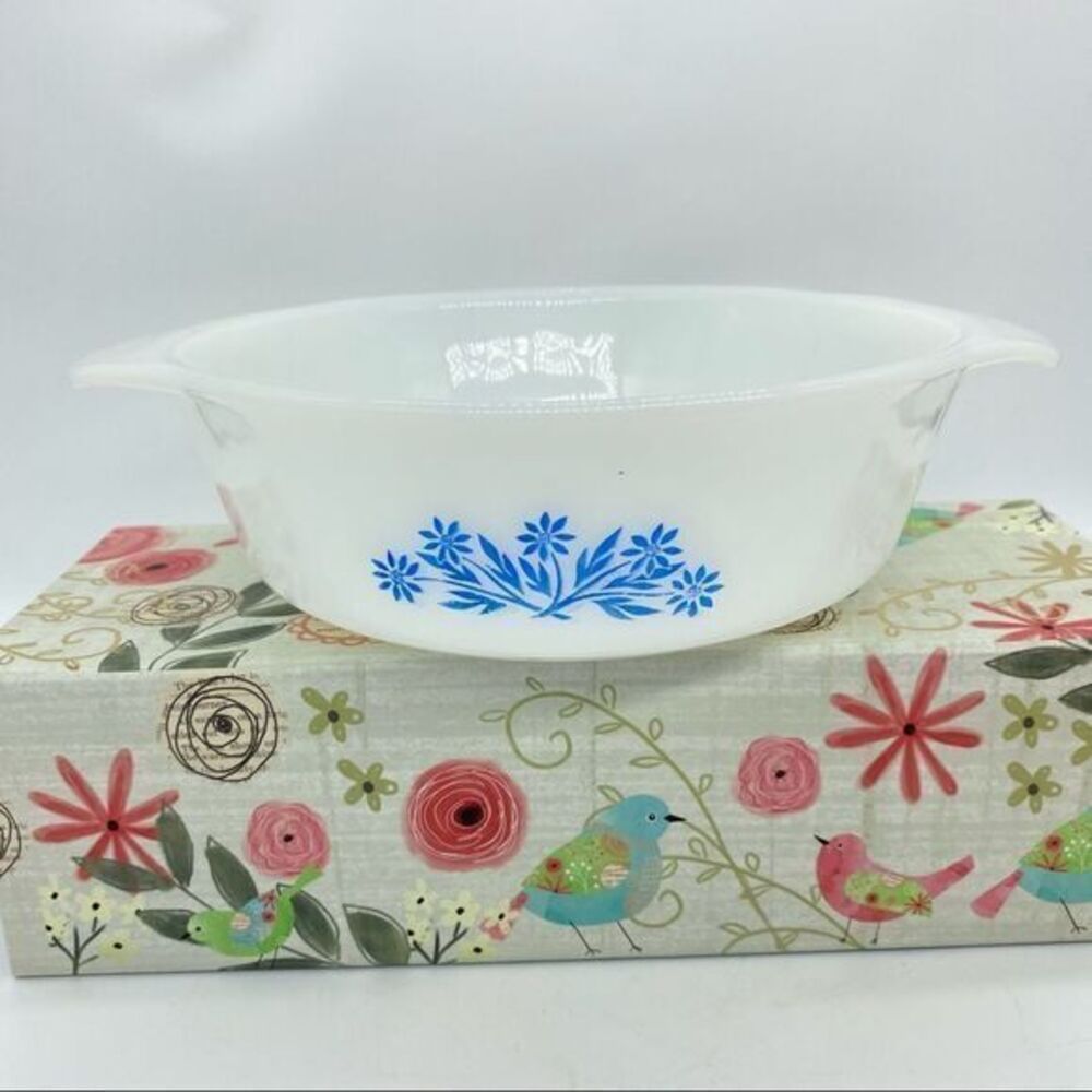Vintage Anchor Hocking Fire King Blue Cornflower 1 Qt Casserole Dish